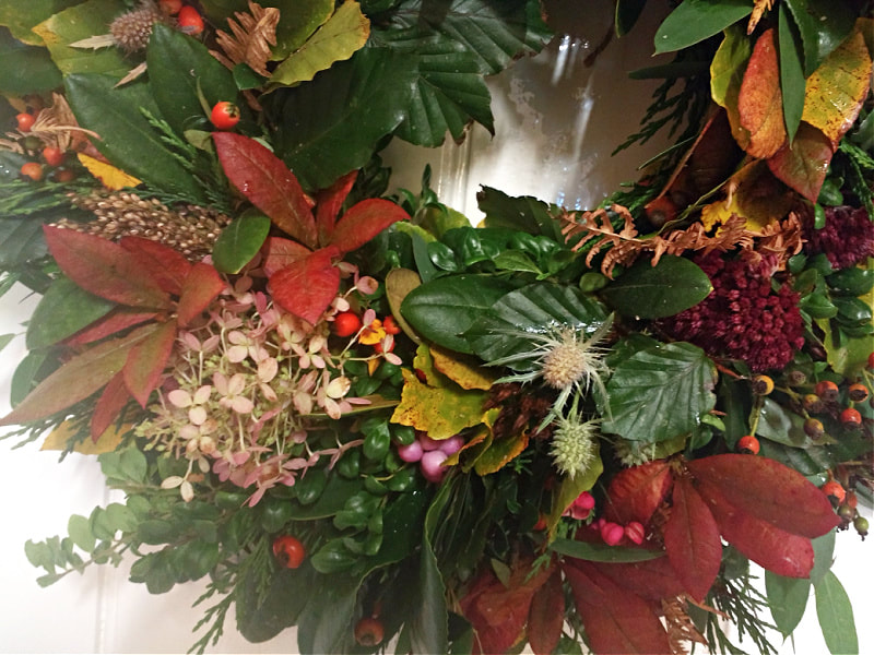 Natural Wreath Autumn Foliage with berries, no floral foam wreath, copyright www.GallowayFlowers.co.uk