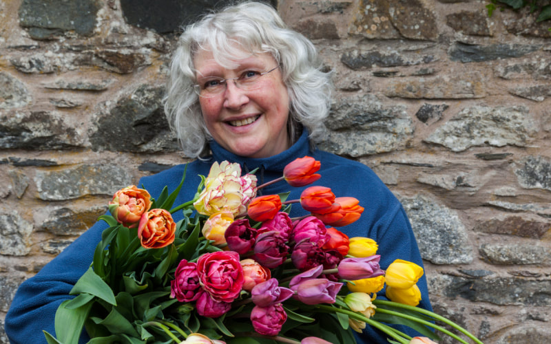 Rosie Gray, Flower Farmer & Florist in Scotland. Copyright www.GallowayFlowers.co.uk